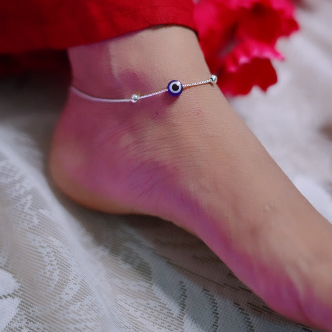 MOVALBLE EVIL EYE 92.5 STERLING SILVER BALL ANKLET