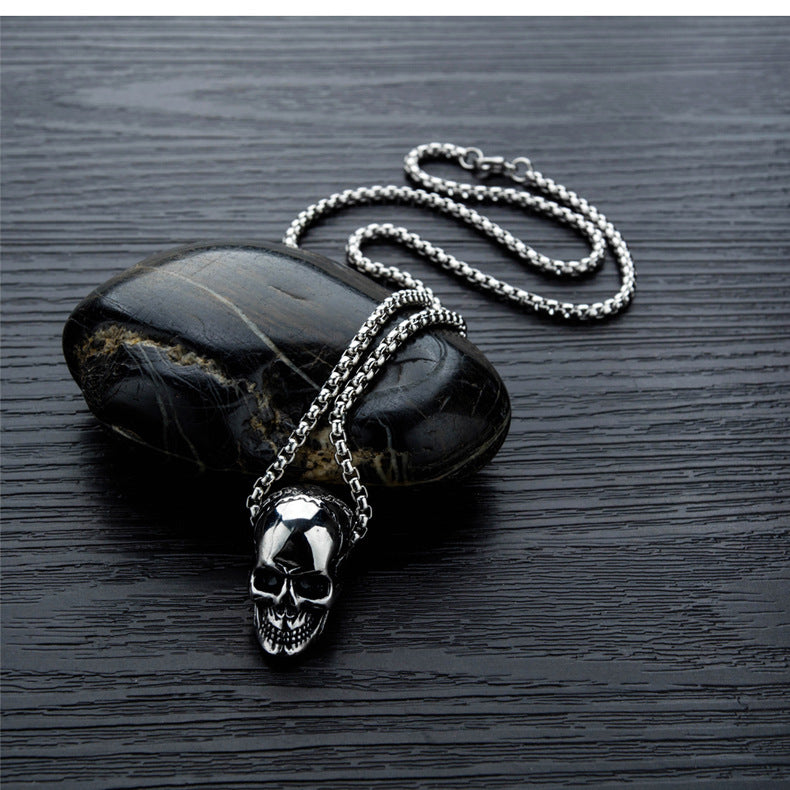 Gothic Jewelry Pendant Silver Plated Skull Chain Pendant For Men