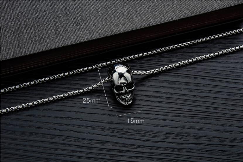 Gothic Jewelry Pendant Silver Plated Skull Chain Pendant For Men