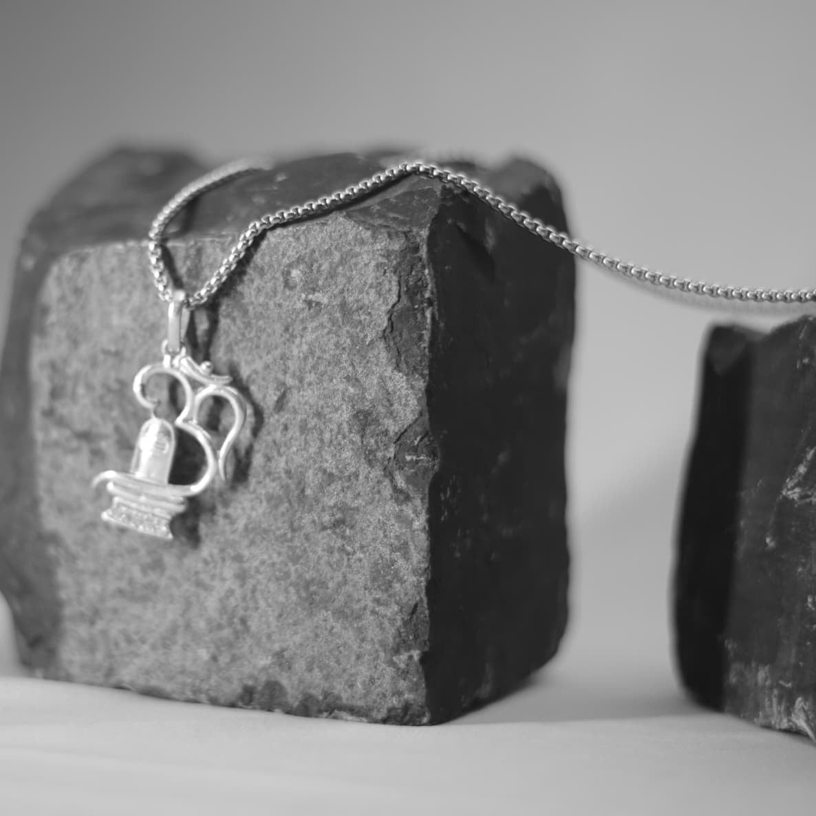 STERLING SILVER 92.5 OM SHIV PENDENT NECKLACE