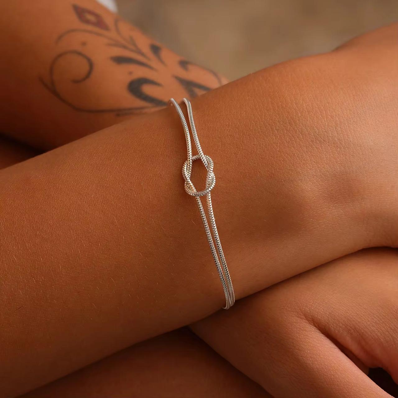 Stylish Minimalist Sterling Silver 92.5 New Infinity Love Knot Couple Bracelet