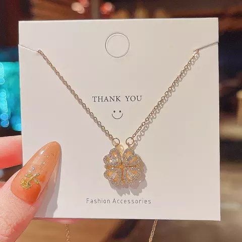Magnetic Heart Girl Four Leaf Clover Double-Sided Heart Shaped Necklace for Women